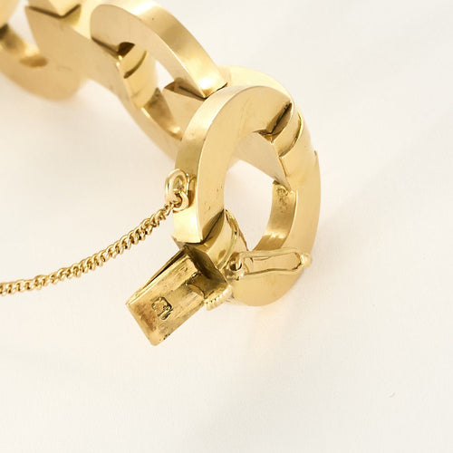 Bracelet Elegant Bracelet en or jaune à maille géométrique 58 Facettes MEL0036