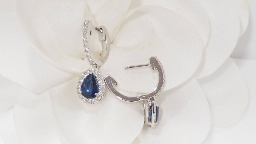 Boucles d'oreilles Boucles d'oreilles de luxe en or blanc, saphirs de Ceylan et diamants 58 Facettes 32078