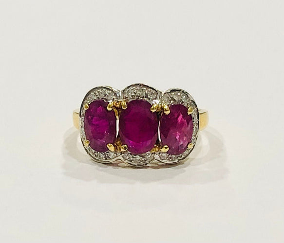 Bague 52 Bague trilogie rubis et diamants 58 Facettes