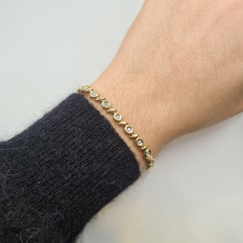 Bracelet Bracelet or jaune 18 carats serti de diamants naturels 58 Facettes