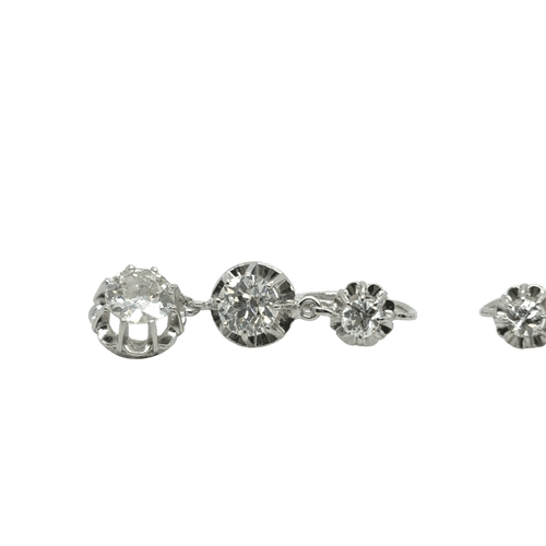 Boucles d'oreilles Paire de Boucles d’oreilles Or blanc et Diamants - Année 1940 58 Facettes 1.0000796/1