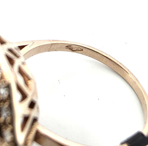 Bague 55 Bague en or jaune 18 carats avec un gros diamant central et des diamants environnants 58 Facettes