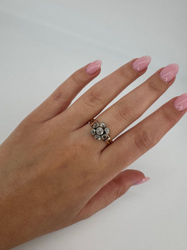 Bague 53 Bague 19eme or jaune 750 et 7 diamants tailles anciennes 0.50 carats total 58 Facettes 1239