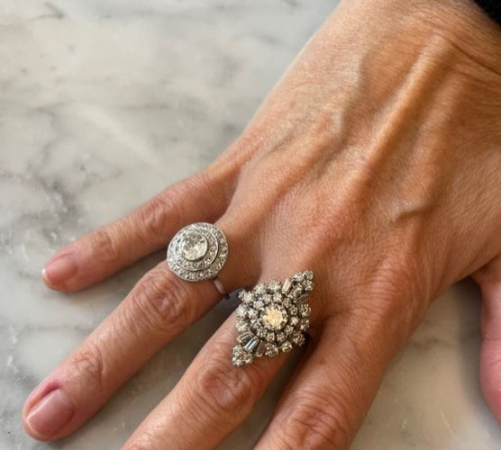 Bague 54 Bague marquise or gris, platine, diamants 58 Facettes