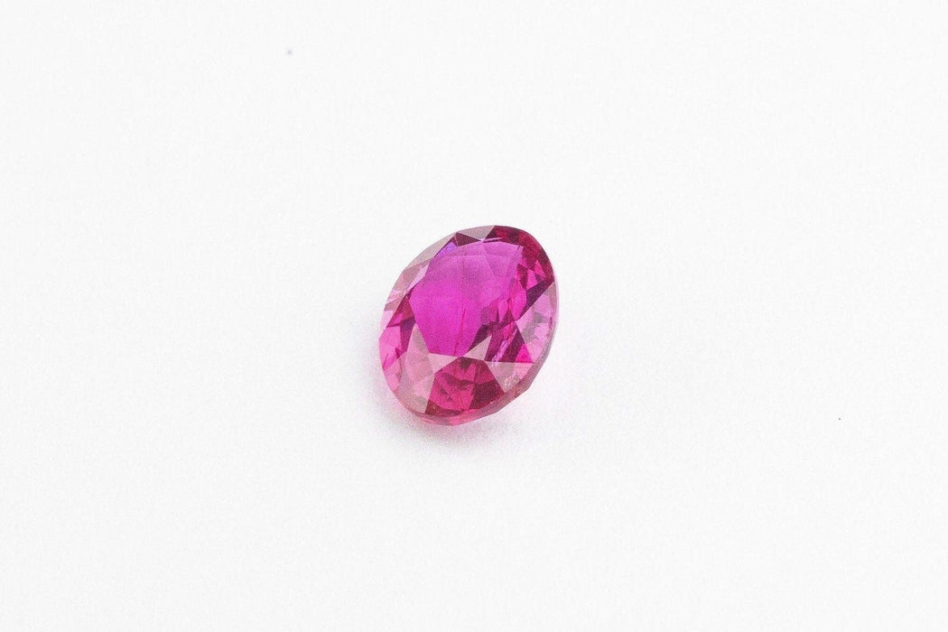 Gemstone Saphir rose non chauffé 1.03cts certificat IGI 58 Facettes