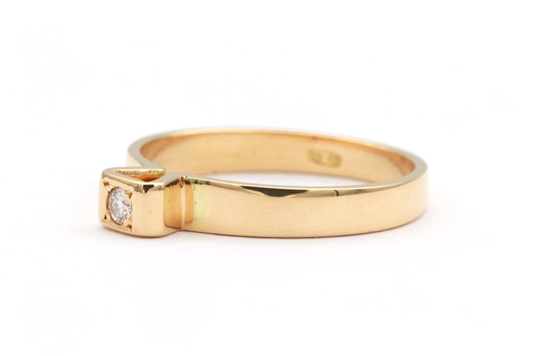 Bague 52 Bague contemporaine en or jaune sertie d'un diamant (0.03ct) 58 Facettes 22912