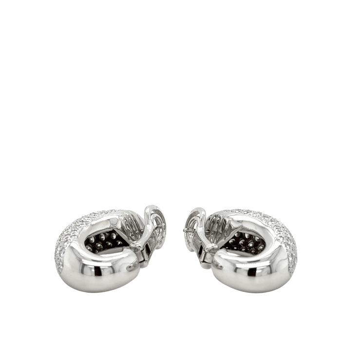 Boucles d'oreilles CHAUMET - Boucles d'oreilles modèle Hommage à Venise en or blanc et diamants 58 Facettes 1.0002545/1