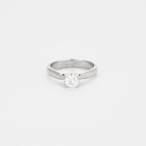 Bague 52 Bague solitaire en or gris 58 Facettes