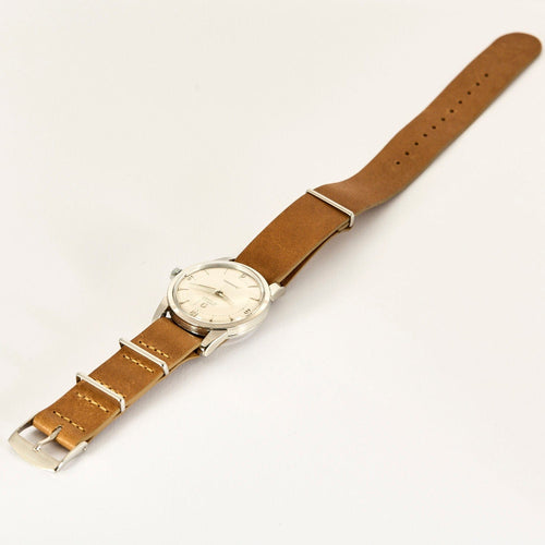 Montre OMEGA - Montre modèle Seamaster en acier automatique cadran blanc 58 Facettes