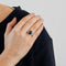 Bague 53.5 Bague or blanc, saphir bleu de Ceylan et diamants 58 Facettes