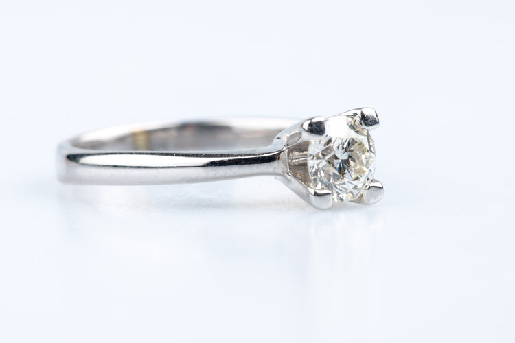 Bague 51 Bague solitaire en or blanc avec diamant 0,50 ct 58 Facettes BG41900043-107