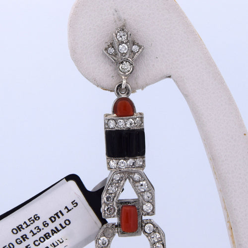 Boucles d'oreilles Boucles d'oreilles Art déco en platine ornées d'onyx, de corail et de diamants de 1,50 ct 58 Facettes OR156