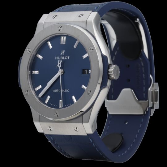 Hublot Montre Classic Fusion Titanium Blue