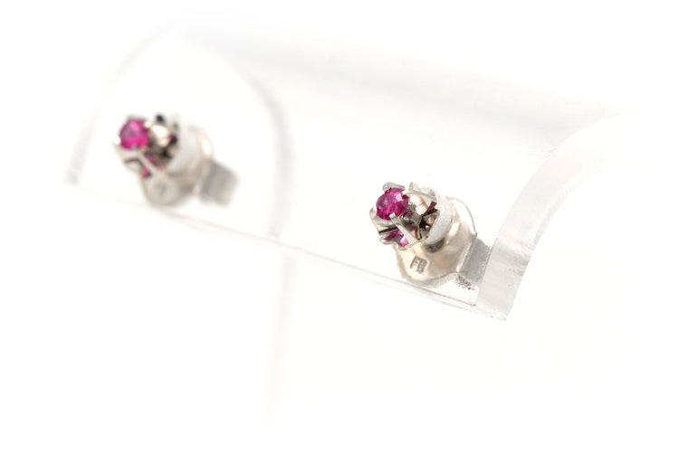 Boucles d'oreilles Boucles d'oreilles Contemporaines en or blanc serties de saphirs roses 58 Facettes B376