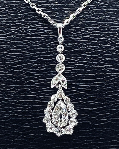 Collier Collier 1900 Diamant Poire 58 Facettes