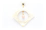 Pendentif Pendentif années 70 or jaune et nacre, serti d'une perle 58 Facettes 22320