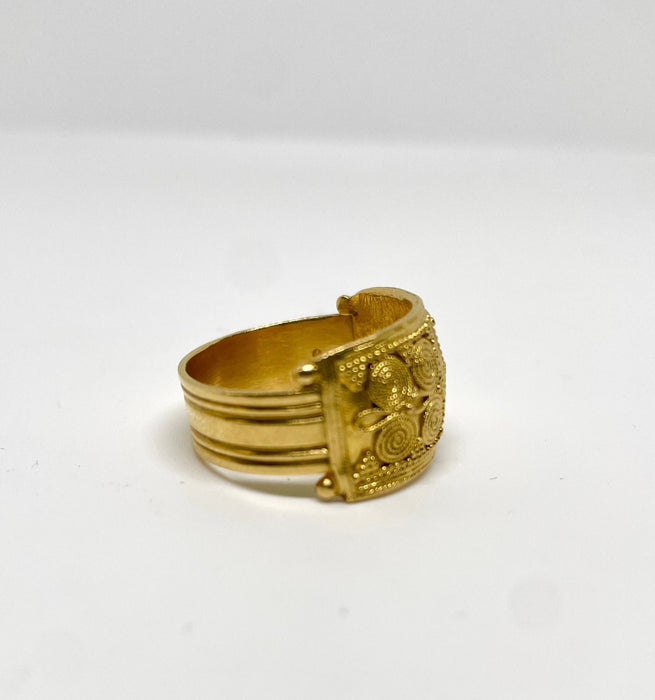 Bague Lalaounis bague en or jaune 18k vintage 58 Facettes