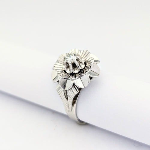 Bague 54 Bague florale en or blanc et diamant 58 Facettes 32109