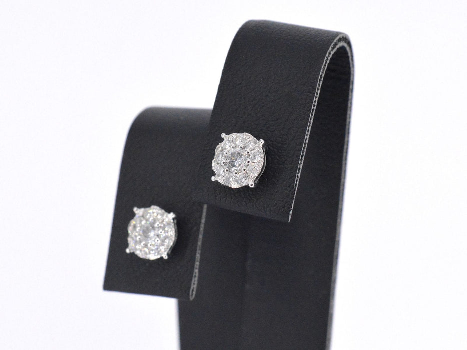 Boucles d'oreilles Boucles d'oreilles en or blanc avec diamants taille brillant 58 Facettes 2075