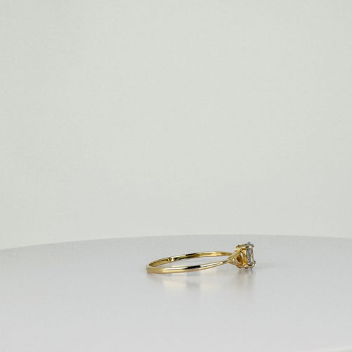 Bague 59.5 Bague en or jaune avec aigue-marine ovale 58 Facettes 2508022