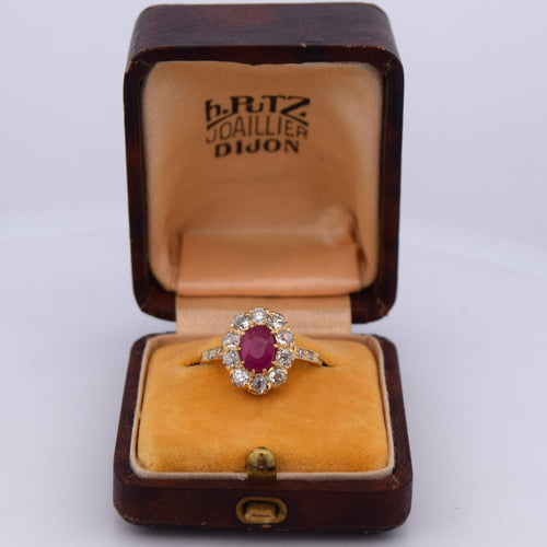 Bague 52 Bague victorienne en or jaune 18 carats avec rubis et diamants 58 Facettes AN558