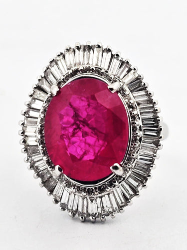 Bague 62 Bague en or blanc avec rubis et diamants 58 Facettes