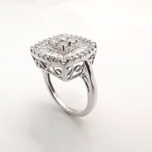 Bague 48 Bague en or blanc diamants 58 Facettes