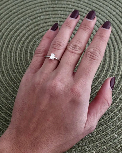 Bague 50 Bague de fiançailles GRAFF, « Paragon » avec diamant émeraude GIA 0,50 carat F/VVS1 58 Facettes