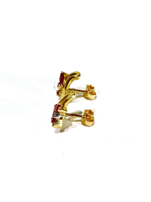 Boucles d'oreilles Paire de boucles d'oreilles or jaune, diamants et rubis 58 Facettes