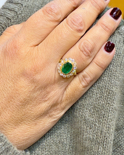 Bague 52 Bague Marguerite en or jaune 18 carats émeraude et diamants 58 Facettes