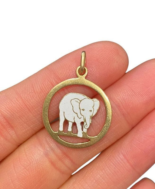 Pendant Yellow gold pendant with an elephant 58 Facettes