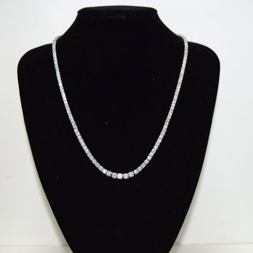 Collier Collana tennis en or blanc 18 kt et diamants 21,50 ct 58 Facettes