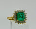 Bague 57 Bague en or jaune ornée d'une émeraude et de diamants. 58 Facettes 50290