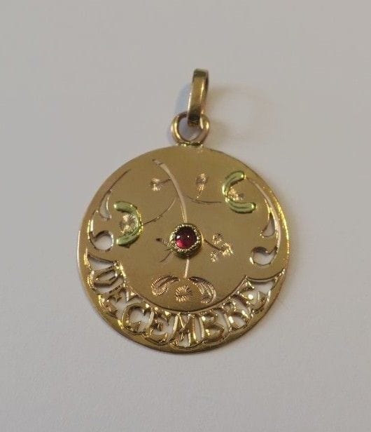 Pendentif Pendentif Art Nouveau mois DECEMBRE rubis or 58 Facettes