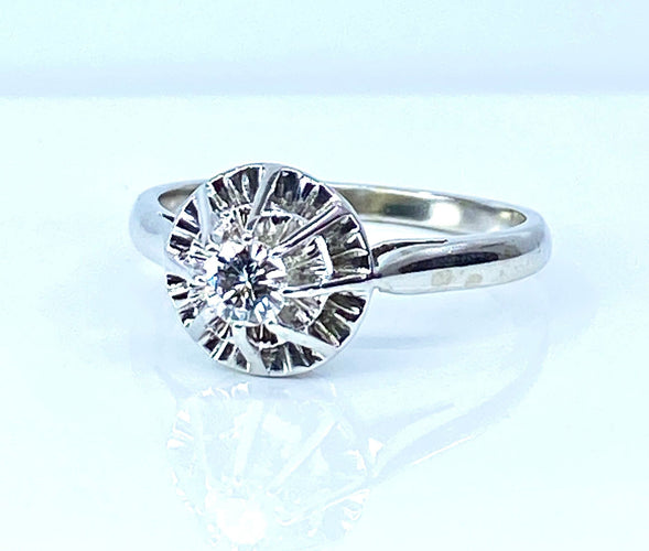 Bague 50 Bague solitaire en or et platine, diamant 58 Facettes AB560