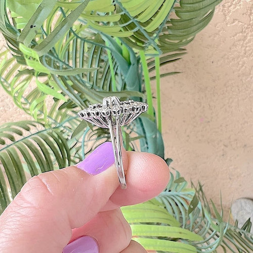 Bague 54.5 Bague Marquise Vintage Diamants Or gris 18 K 58 Facettes AA 1720