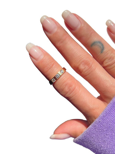 Bague 47 Bague anneau or jaune 3 diamants 58 Facettes 1