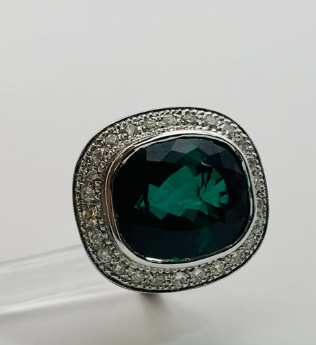 Bague 55 Bague en platine avec diamants et tourmaline naturelle 58 Facettes 50248