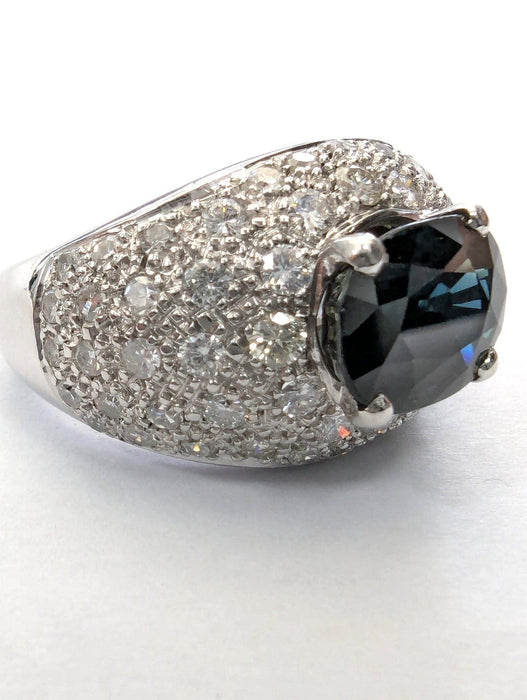 Bague Splendide bague en or blanc 18 carats avec saphir et diamants 58 Facettes