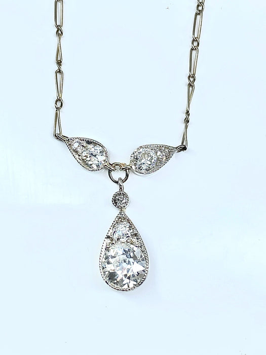 Collier Collier pendentif en or blanc 18 carats et diamants, vers 1910/1920 58 Facettes AB326