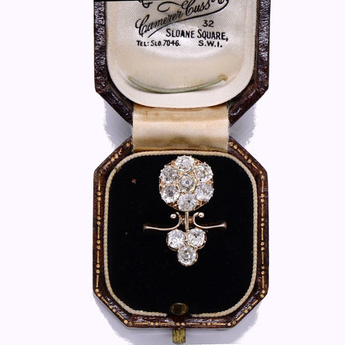 Bague 49 Bague fleur en or jaune et diamants 58 Facettes 154