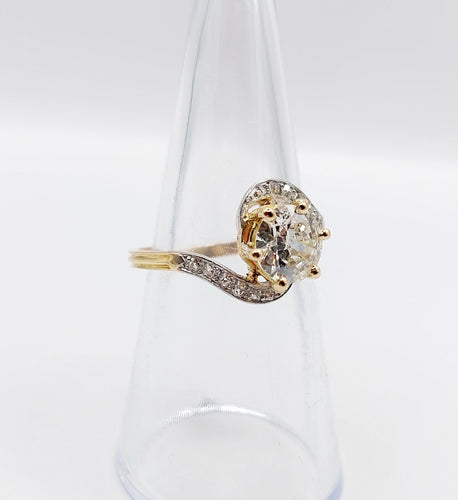 Bague 54.5 Bague tourbillon antique en or 18k et platine, diamants taille ancienne 1,35 carat 58 Facettes A06442