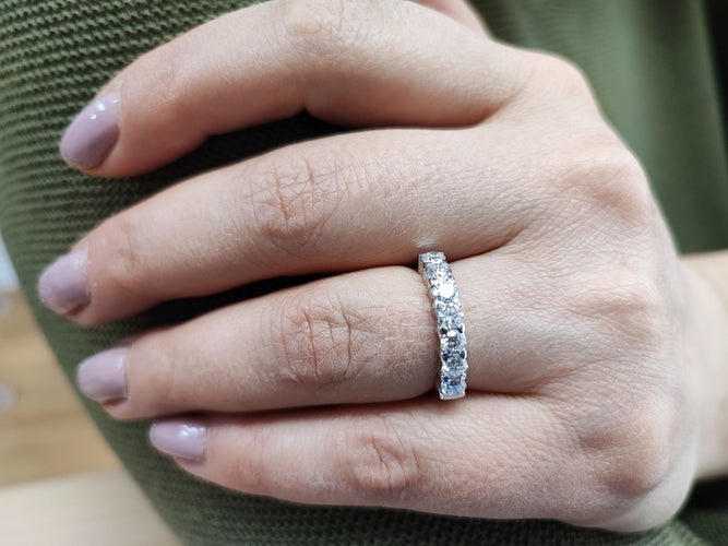 Bague 54 Demi alliance or blanc 7 Diamants 58 Facettes All.Demi.FA.45-B