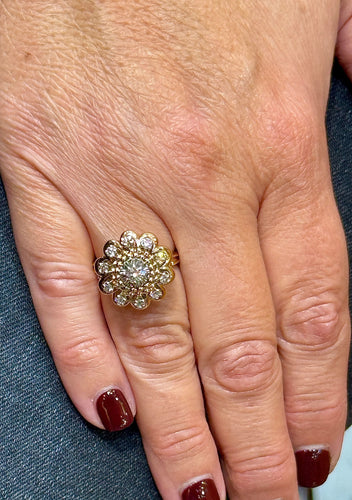 Bague 54 Bague ancienne en or et diamants 58 Facettes