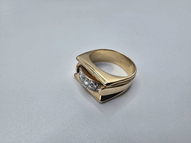 Bague 62 Bague or jaune TANK Style année 1950 sertie de 3 diamants taille ancienne 58 Facettes 1-0000492/3
