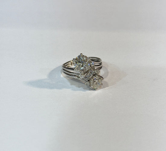 Bague Bague ancienne en platine et diamants 58 Facettes