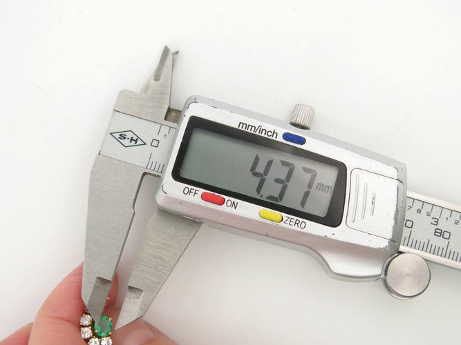 Boucles d'oreilles boucles d'oreilles en or jaune 18k serties emeraudes & 12 diamants 1ct s 58 Facettes 271351