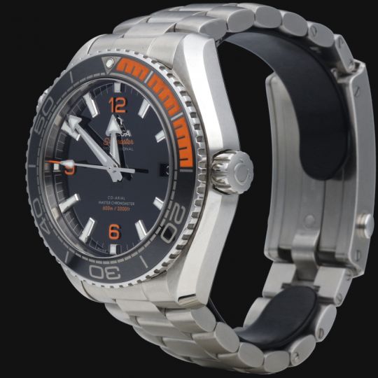 Omega Montre Seamaster Planet Ocean 600M