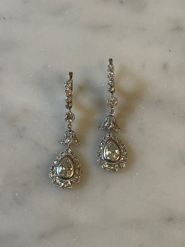 Boucles d'oreilles Paire de pendants diamants 58 Facettes