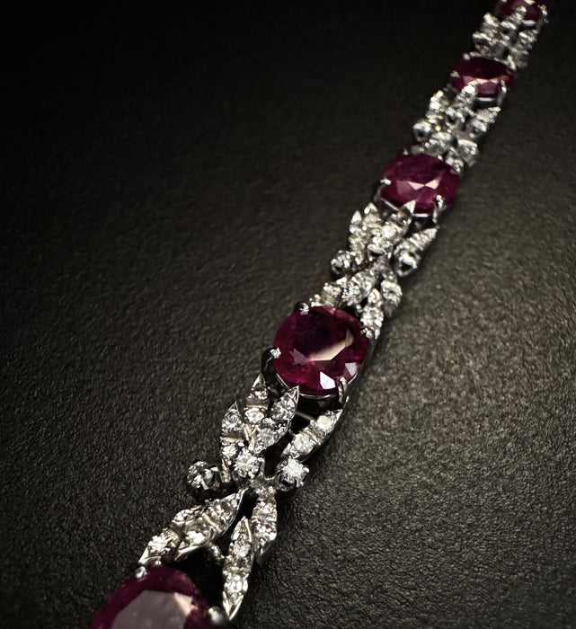 Bracelet Bracelet avec rubis de 14 ct et diamants de 3 ct. 58 Facettes